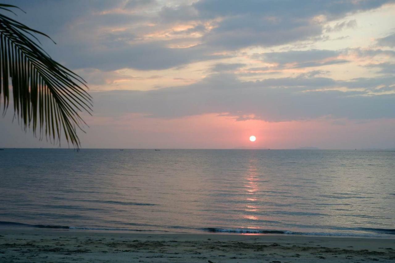 O Little Tent De Koh Chang Ranong Esterno foto